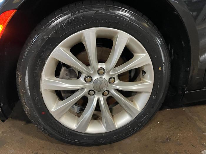 2015 chrysler 200 200c with 208747 miles for sale near elk-river, minnesota be3cd126a00847ab8c0135a16e58f46e.jpg
