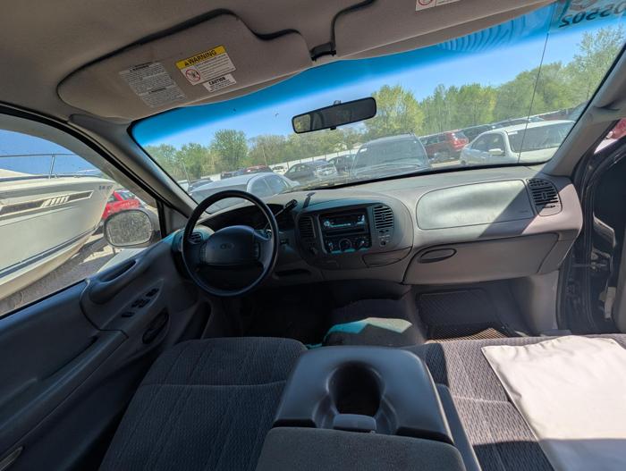 1998 ford f-150 xl-supercab-short-bed-4wd with 210191 miles for sale near elk-river, minnesota be5d2e99b44e4c2482d4b646562e6bd3.jpg