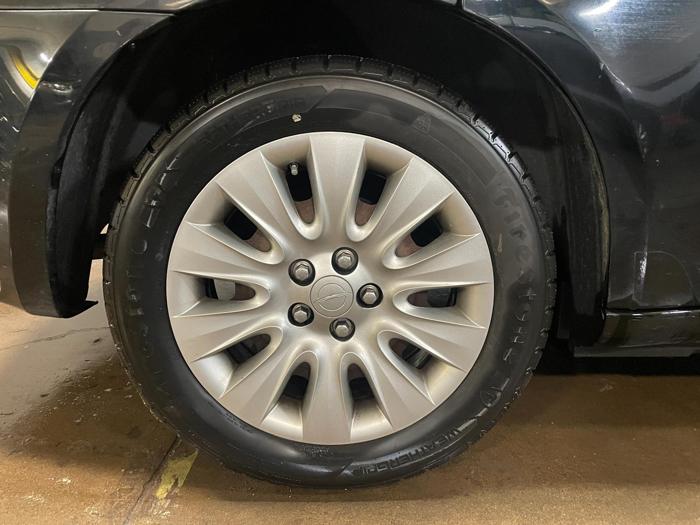 2013 chrysler 200 lx with 145613 miles for sale near elk-river, minnesota be6a0e7e4fed418aac99eb5906844253.jpg