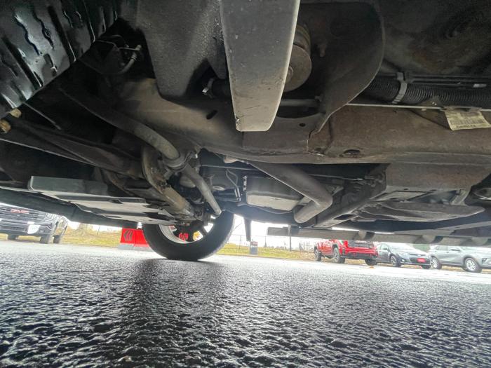 2014 gmc sierra-1500 denali-crew-cab-4wd with 211549 miles for sale near white-bear-lake, minnesota be8a337dfada4df28efdeea887dff2c1.jpeg