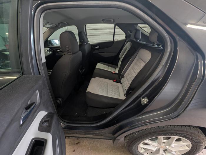 2022 chevrolet equinox ls-2wd with 170627 miles for sale near elk-river, minnesota bea2c035406a4eb4948dc73ba5d74abf.jpg