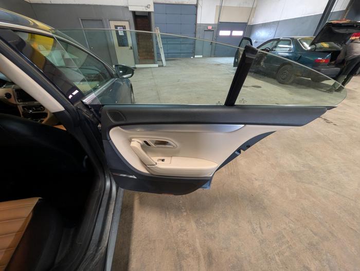 2009 volkswagen cc vr6-4motion with 219294 miles for sale near elk-river, minnesota bec5699589274f9bbe846c1c0b4170e9.jpg