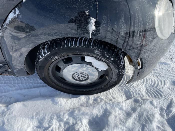 2012 volkswagen beetle - with 197949 miles for sale near elk-river, minnesota bed70fec2f2b472d9ddb81482ee92965.jpeg