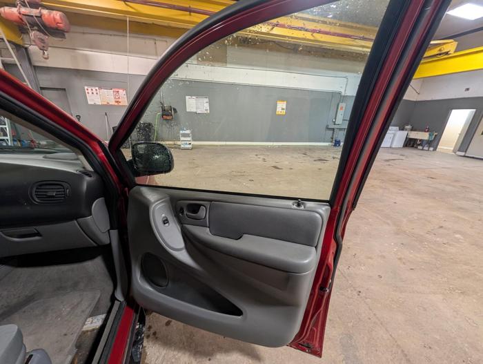2007 dodge grand-caravan sxt with 105090 miles for sale near elk-river, minnesota beeb7d4c1f324e69b8e1eefb5fb3418f.jpg