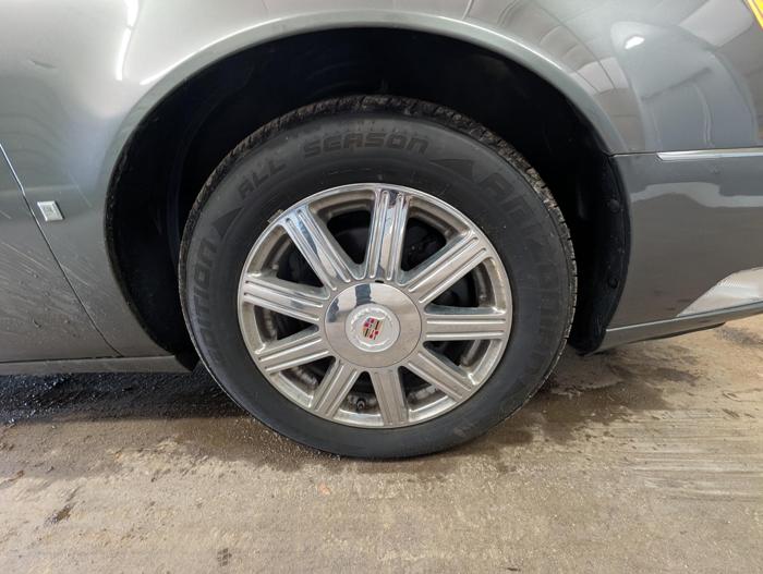 2007 cadillac dts sedan with 138770 miles for sale near elk-river, minnesota bf1da73a0b384ab6a719e5f9148a93c2.jpg