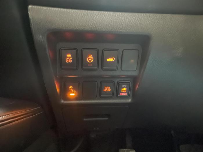 2018 nissan pathfinder sl with 58134 miles for sale near elk-river, minnesota bf5e5b0e4cb74e9da0f5098931506d58.jpg