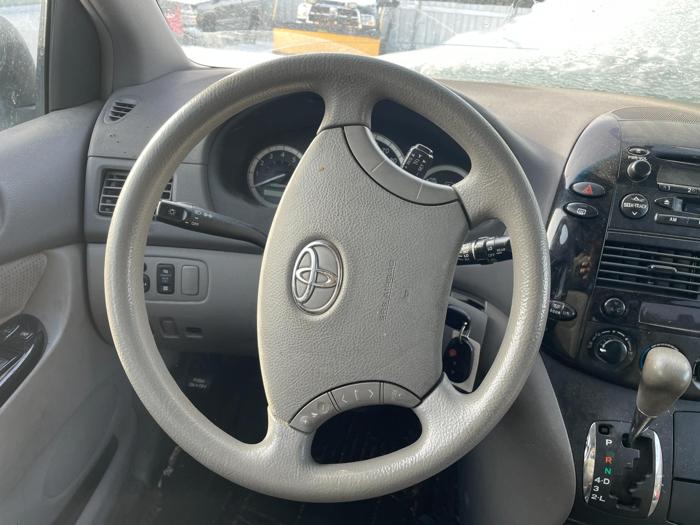 2005 toyota sienna ce for sale near elk-river, minnesota bf6b8e3b2f4142018c4ba9f600e7a2cd.jpg