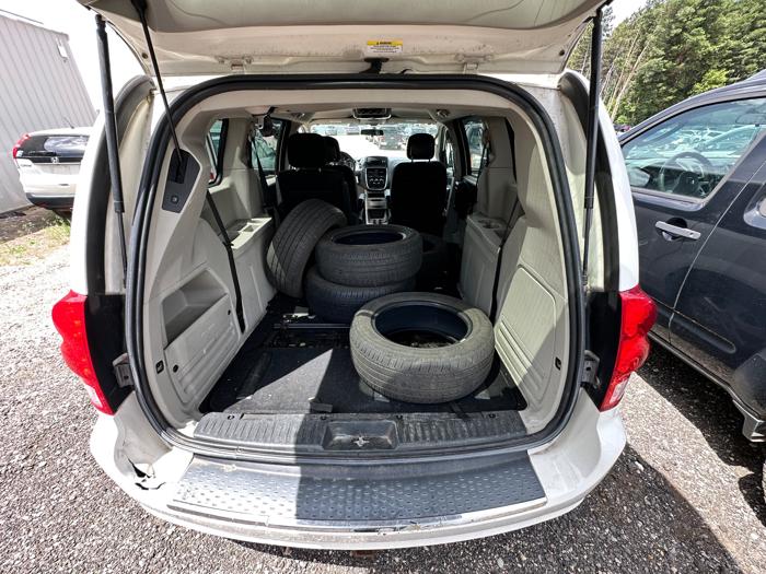 2011 dodge grand-caravan mainstreet with 257450 miles for sale near elk-river, minnesota bf6f7b3956544ebab70a39c038ab315c.jpeg