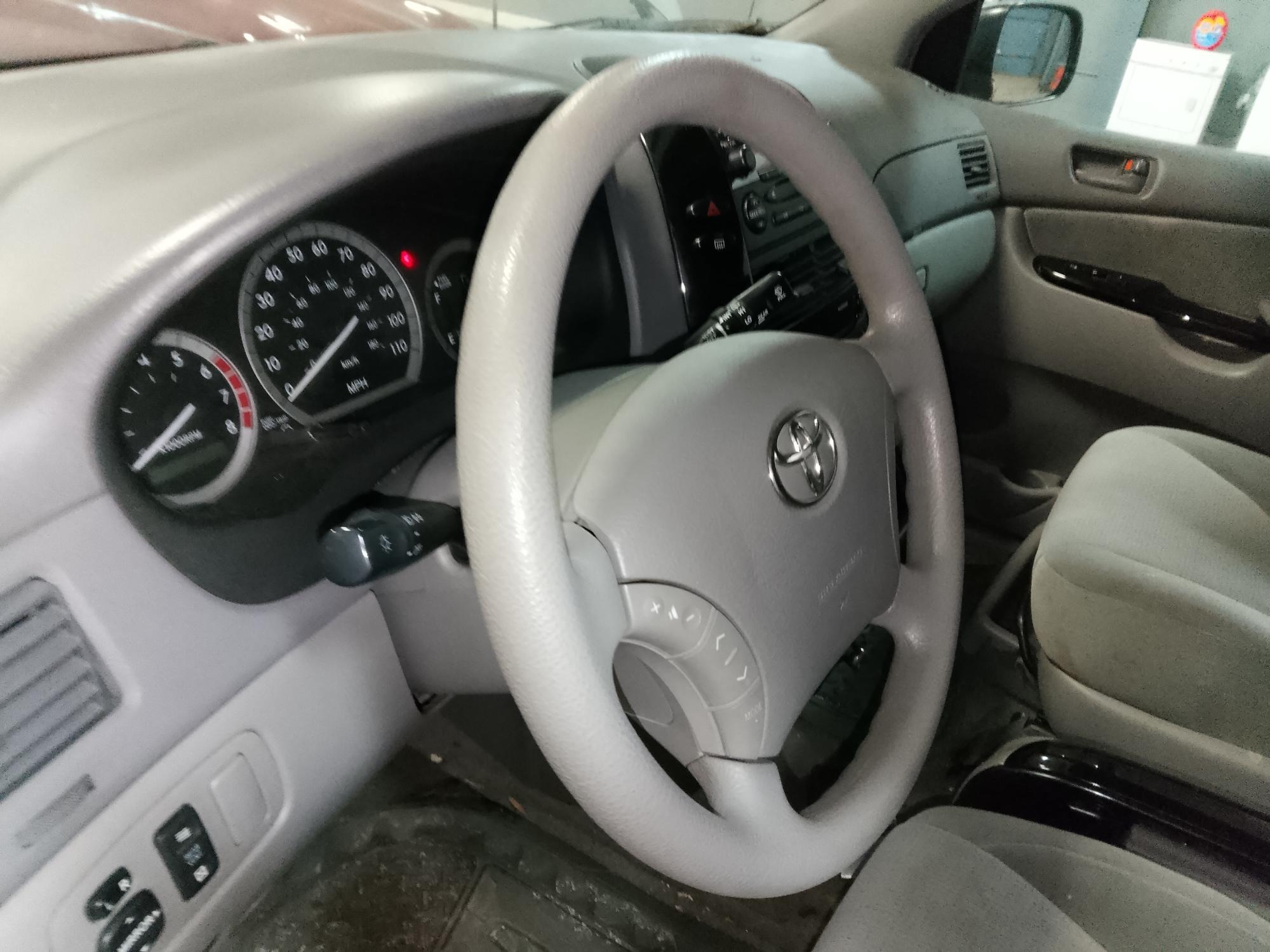 2005 toyota sienna with 153699 miles for sale near elk-river, minnesota bf8c0c1175e5454aad54dbc458b80a8c.jpg