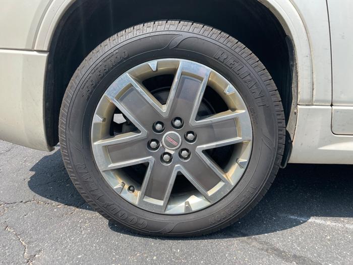 2012 gmc acadia denali-awd with 316914 miles for sale near white-bear-lake, minnesota bfb59eb7f7e448d1bb2560382ede52e9.jpeg
