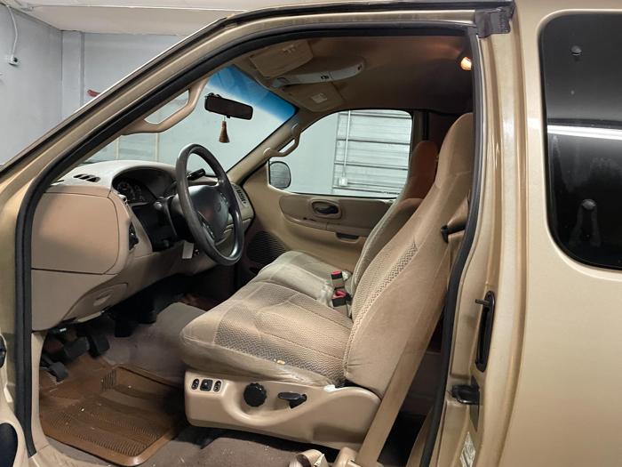 2000 ford f-150 xl with 170673 miles for sale near elk-river, minnesota bfbb092b6feb4a32904310767d58be68.jpg