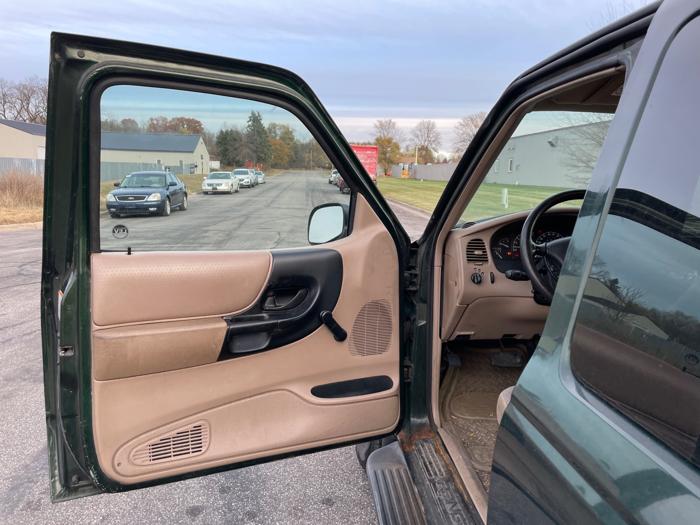 2001 ford ranger edge-supercab-3.0-4wd with 95144 miles for sale near elk-river, minnesota bfbbe923558c4f50a4bf3331bef46a56.jpeg