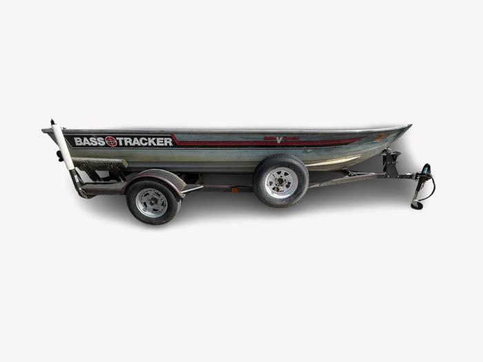 1988 basstracker v16 for sale near elk-river, minnesota bfbfa7eb8bb44cd0a8c98b1984f8b6e8.jpg