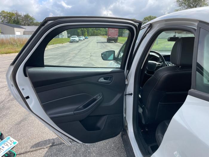 2013 ford focus se-sedan with 167983 miles for sale near elk-river, minnesota bfd3293cdba247dfa328a25406b86d70.jpeg
