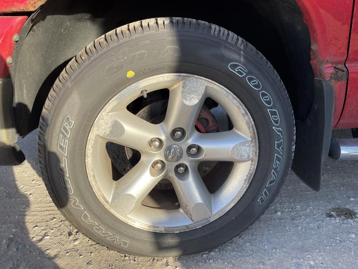 2007 dodge ram 1500 with 155599 miles for sale near elk-river, minnesota bff46fe11b2b4e75a7b59fc22f4829e3.jpg