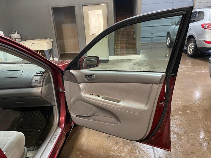 2002 toyota camry se with 271073 miles for sale near elk-river, minnesota c03606d62b034941968ae76332c01f0c.jpg