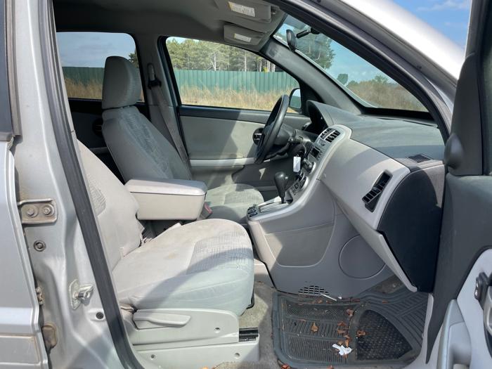 2005 chevrolet equinox ls-awd with 129255 miles for sale near elk-river, minnesota c03848b086294e3d9226fa766e61b74a.jpeg