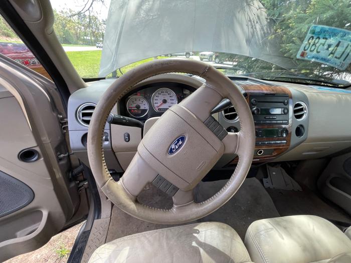 2004 ford f-150 xlt-supercrew-4wd with 196806 miles for sale near columbus, minnesota c0445fe2cb0f4a37a72f5cd9ffc97a41.jpeg