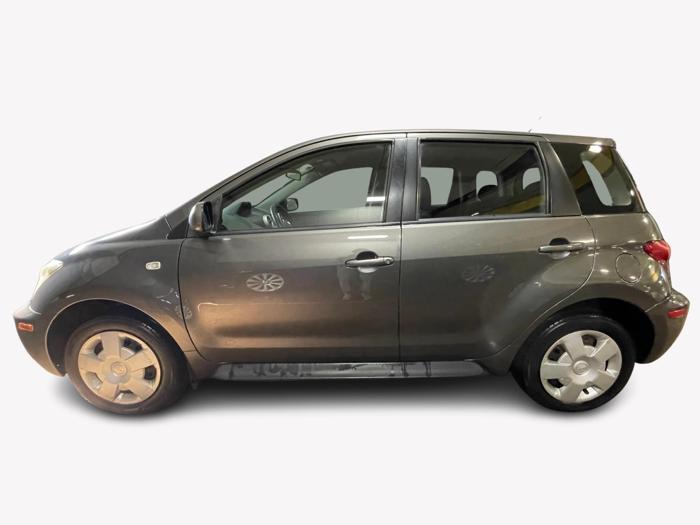 2005 Toyota Scion xA