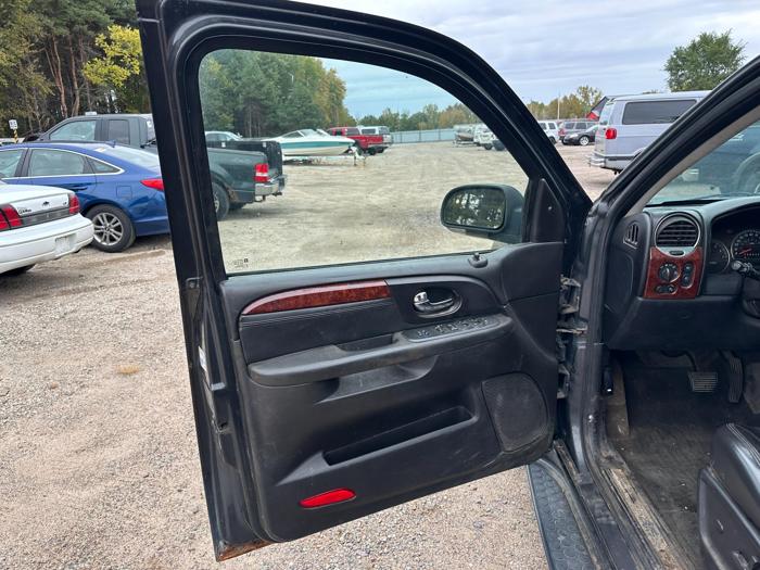 2007 gmc envoy xl-denali-4wd with 303329 miles for sale near elk-river, minnesota c07c4eefbb5d4d79b5919610d593accb.jpg