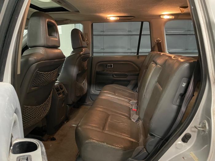 2005 honda pilot ex-l with 286177 miles for sale near elk-river, minnesota c0bbd447d9e34881a66c942516e9fc13.jpeg