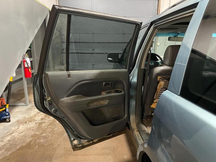 2006 honda pilot ex-l with 276136 miles for sale near elk-river, minnesota c0c05c593790466d90467029a6ee781a.jpg