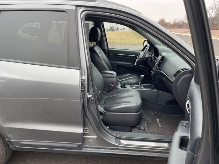 2009 hyundai santa-fe limited with 154306 miles for sale near rochester, minnesota c0e1b9ad9c11473d85f84527dd8586c1.jpeg