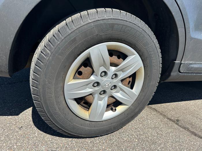 2009 hyundai santa-fe gls with 264163 miles for sale near elk-river, minnesota c10198539f9145efb3c6c95c686de05d.jpeg