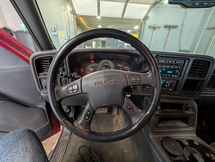 2006 gmc sierra-1500 sl-ext.-cab-4wd with 169458 miles for sale near elk-river, minnesota c10e6dd27302499eb173b214e1c6d6c3.jpg