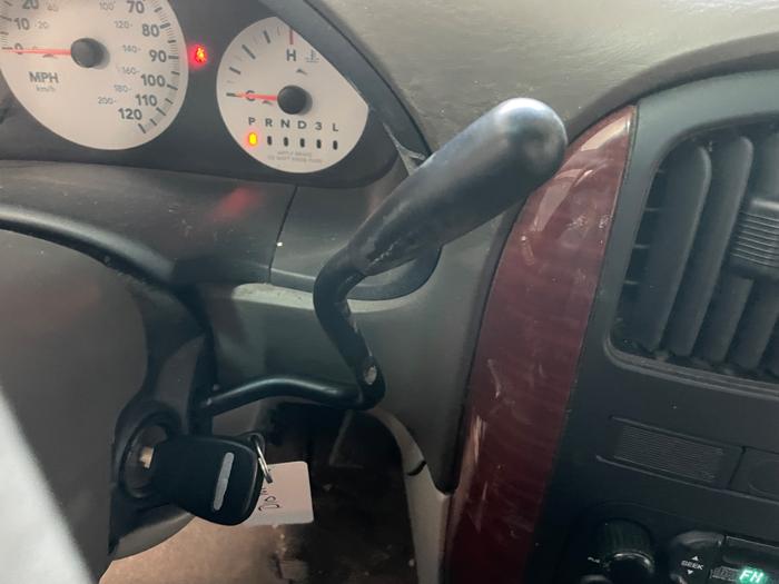 2006 chrysler town-&-country base with 98507 miles for sale near elk-river, minnesota c128c60601254908b33bae5073fa430e.jpeg