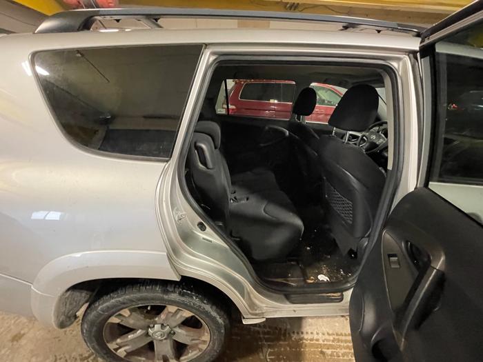 2009 toyota rav4 sport-i4-4wd with 221235 miles for sale near elk-river, minnesota c132370e06dc4a488e9dfde79f2c91e2.jpeg