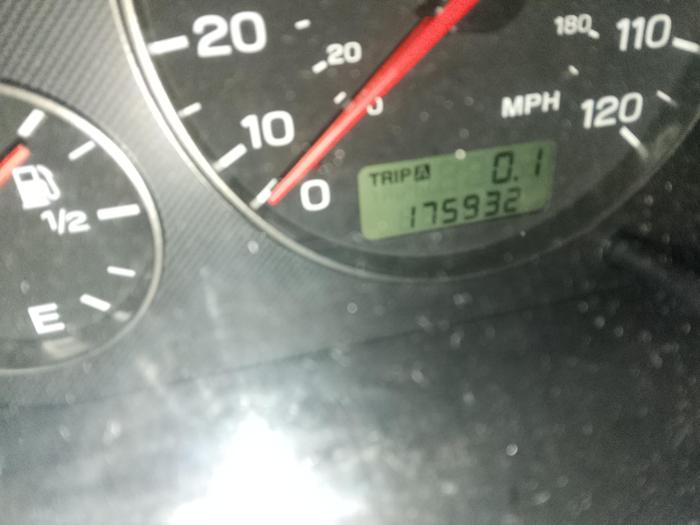 2003 subaru outback outback-limited with 175932 miles for sale near elk-river, minnesota c1323cb898c54c0f9c25438fe823e3bc.jpg