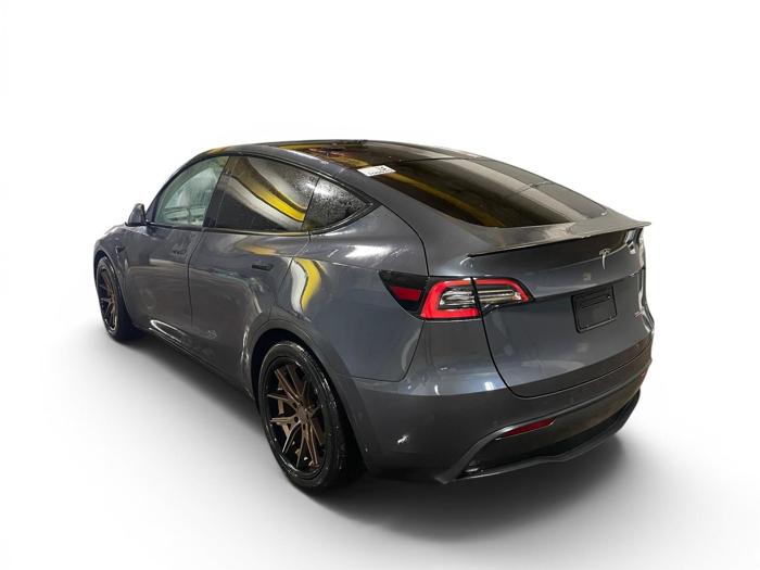2020 tesla model-y performance with 142582 miles for sale near elk-river, minnesota c132e76ed8594a25af1118e18800ee7c.jpg