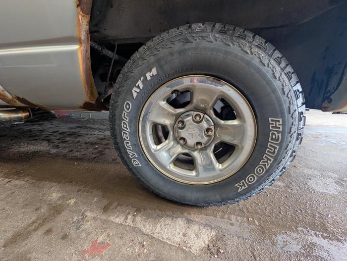 2004 dodge ram-1500 laramie-quad-cab-4wd with 122328 miles for sale near elk-river, minnesota c1499b07e74e47f39460cf019d9dd397.jpg