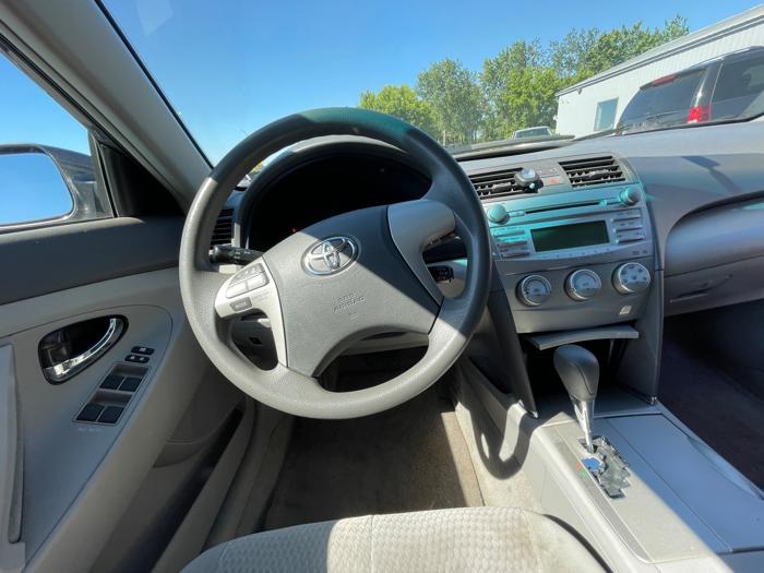 2011 toyota camry base-6-spd-at with 264570 miles for sale near shakopee, minnesota c14b1421aeb44f9eb86e669579565457.jpeg