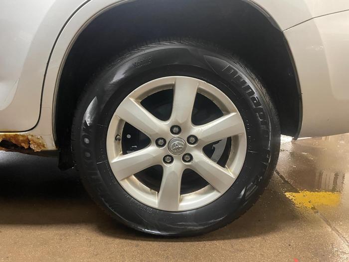 2008 toyota rav4 limited with 179997 miles for sale near elk-river, minnesota c16a058315de4c83a029b99073d49b83.jpg