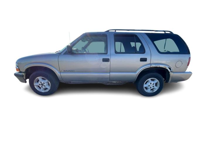 1999 chevrolet blazer 4-door-4wd with 134388 miles for sale near hastings, minnesota c191421623d54e46b08d96d5dd93e330.jpg