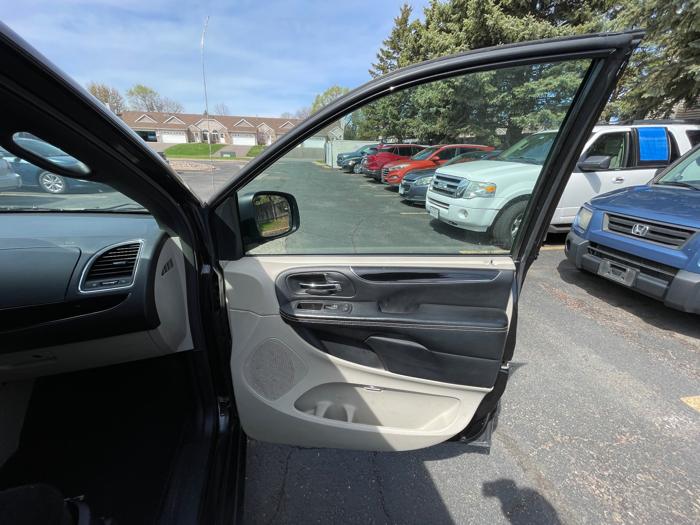 2015 dodge grand-caravan se with 233242 miles for sale near spring-lake-park, minnesota c1a0128487ac4fbab4658b70960b21fc.jpeg