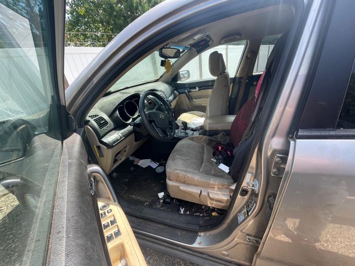 2013 kia sorento lx-v6-2wd with 155063 miles for sale near elk-river, minnesota c1b9023cf45b4b3ca6d350ee45c8582e.jpeg