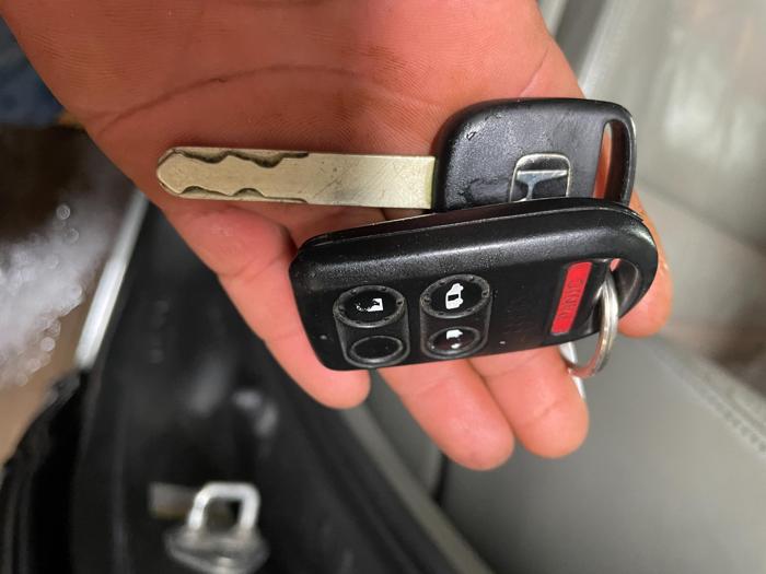 2008 honda odyssey ex-l-with-res with 169576 miles for sale near elk-river, minnesota c1eba091f7a04de79b30a5fb090e6f26.jpg