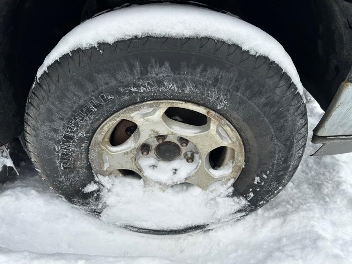 2003 chevrolet silverado-1500 ext.-cab-short-bed-4wd with 159404 miles for sale near elk-river, minnesota c246bd603d5c4a0baaa6f07f2e628e88.jpeg