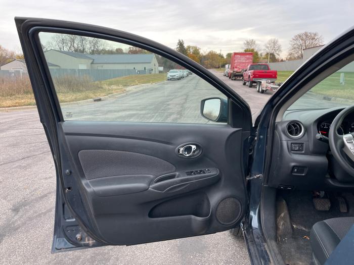 2015 nissan versa 1.6-s-5m with 154888 miles for sale near elk-river, minnesota c24d962dc803453f915e63a387e9309b.jpeg