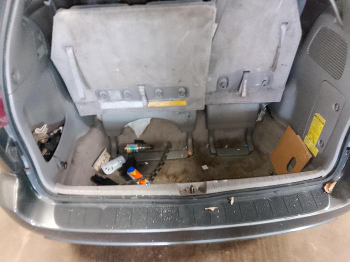 2005 toyota sienna le---7-passenger-seating with 219181 miles for sale near elk-river, minnesota c26105ffd92b4d23bc81880ec182a619.jpg