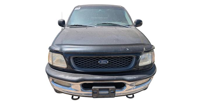 1998 ford f-150 xl-supercab-short-bed-4wd with 210191 miles for sale near elk-river, minnesota c28f5b4c05ec4e519affbf1f1b5d6eaa.jpg