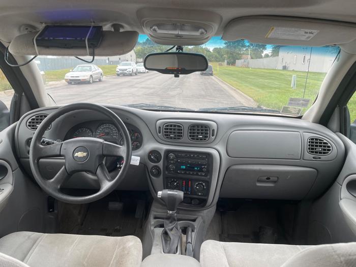 2007 chevrolet trailblazer ls1-4wd with 98541 miles for sale near elk-river, minnesota c29993eb180b4b30b09afed5cdfe5477.jpeg