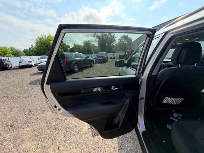 2012 kia sorento lx-4wd with 191438 miles for sale near elk-river, minnesota c2da4685757f4966a64f530531806ad6.jpeg