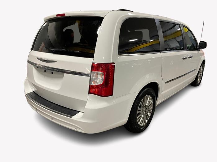 2014 chrysler town-and-country touring-l with 198131 miles for sale near elk-river, minnesota c2e00b24faec48ecb6f739af1b97e97a.jpg