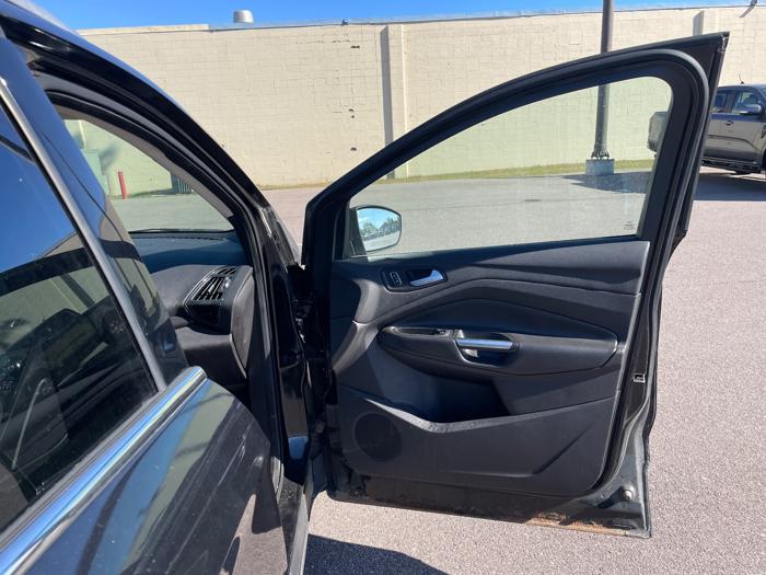 2014 ford escape titanium-4wd for sale near redwood-falls, minnesota c2e77b3ffb35494d9e3d1638e3639934.jpeg