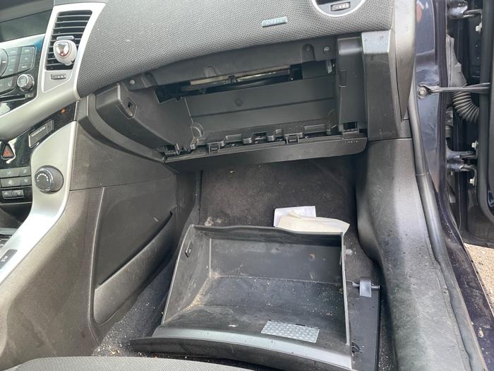 2016 chevrolet cruze-limited 1lt-auto with 151883 miles for sale near hastings, minnesota c30715458932479dadb21ec2f7020603.jpeg