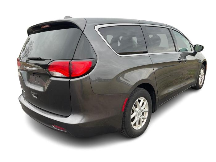 2017 chrysler pacifica touring with 257812 miles for sale near rochester, minnesota c3281d26882942faa01d03bbb53bfdea.jpg